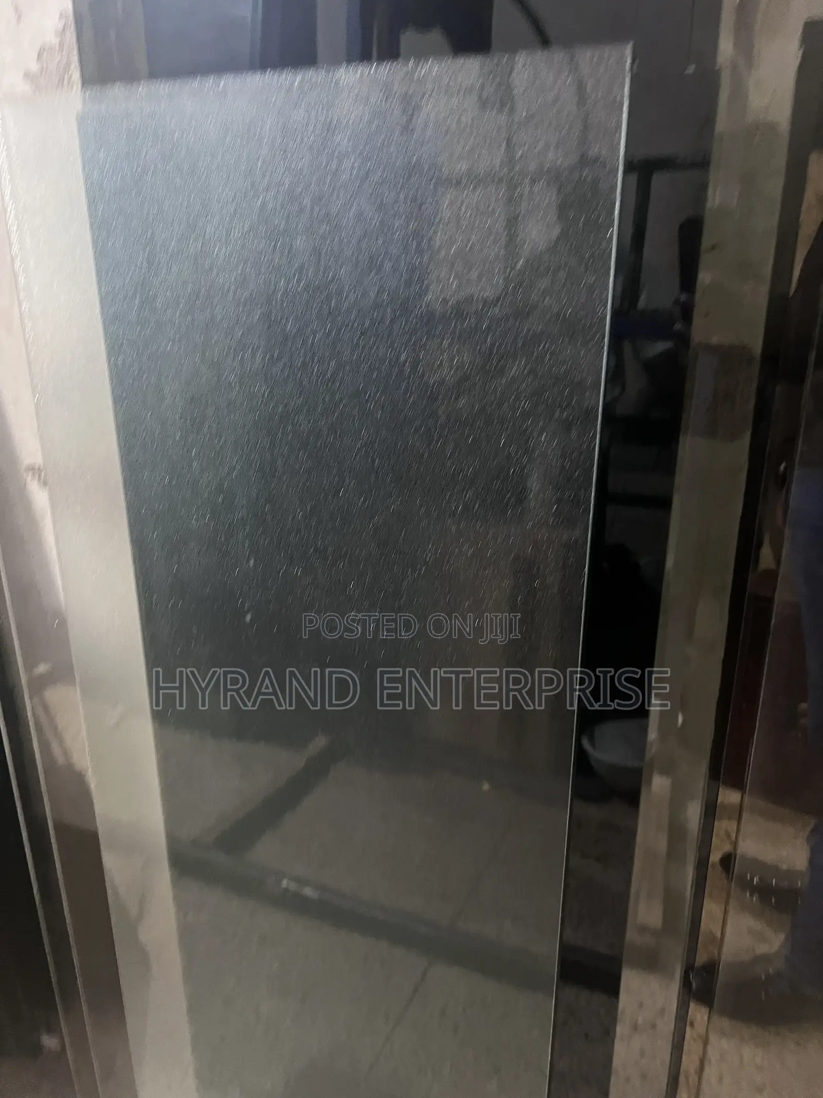 Window Glasses and Customized Mirrors