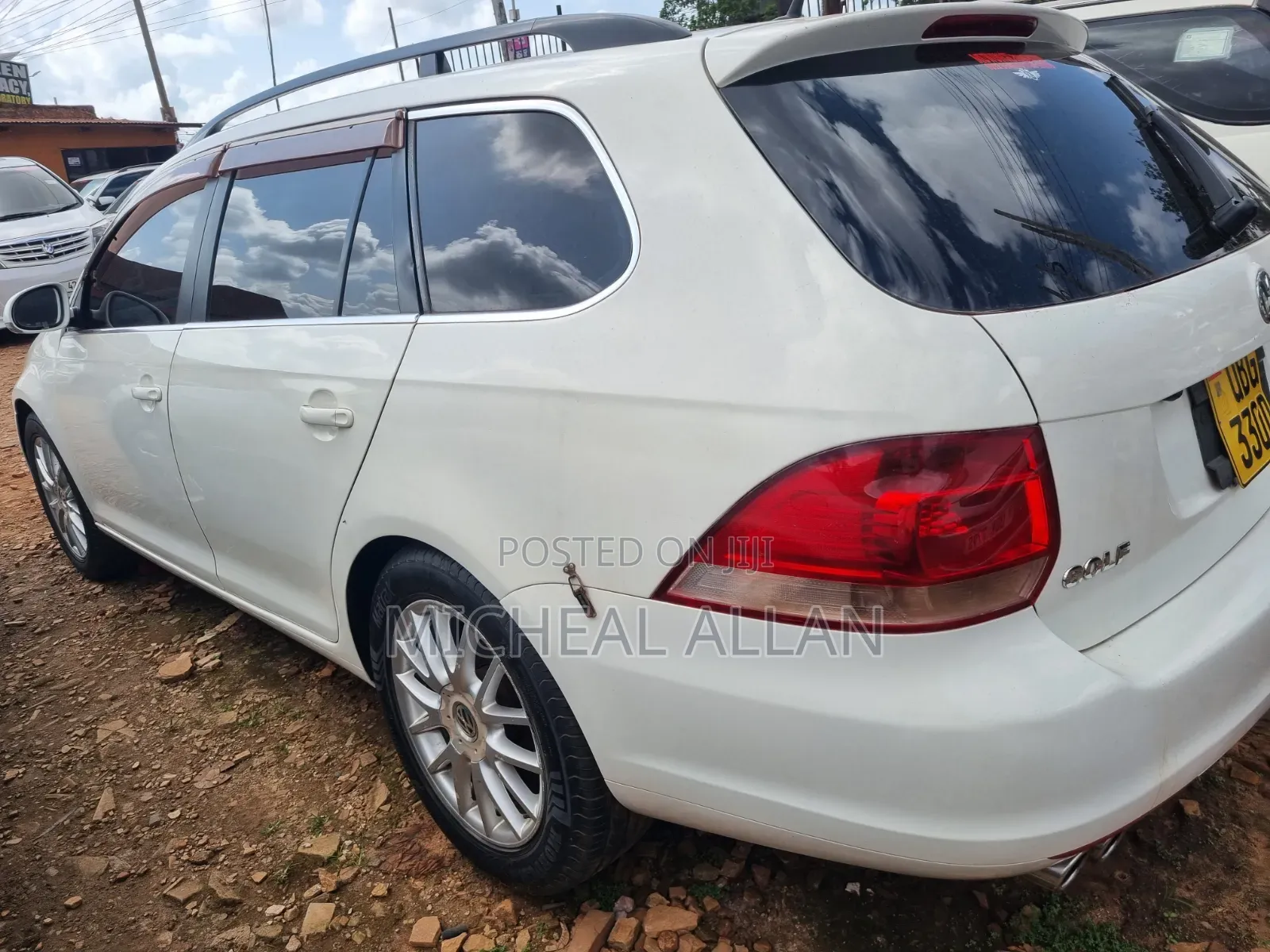 Volkswagen Golf 2011 White