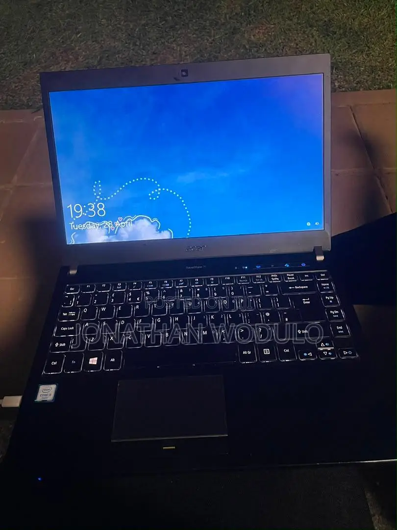 Laptop Acer AS5755 4GB Intel Core i5 HDD+SSD 256GB