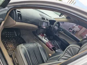 Toyota Mark X 2005 Silver