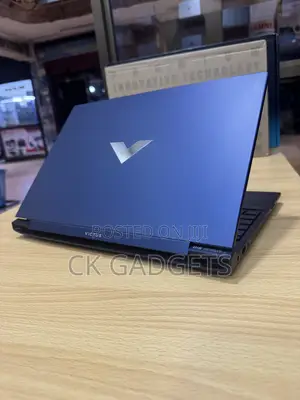 New Laptop HP Victus 15 16GB AMD Ryzen 7 SSD 512GB