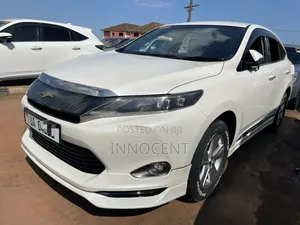 Toyota Harrier 2.0 4WD 2015 White