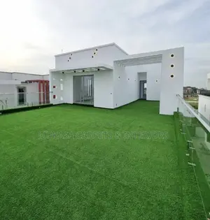 Premium Artificial Grass Carpet – Fresh Green Comfort