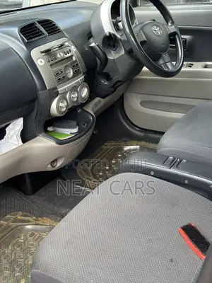 Toyota Passo 2008 Silver