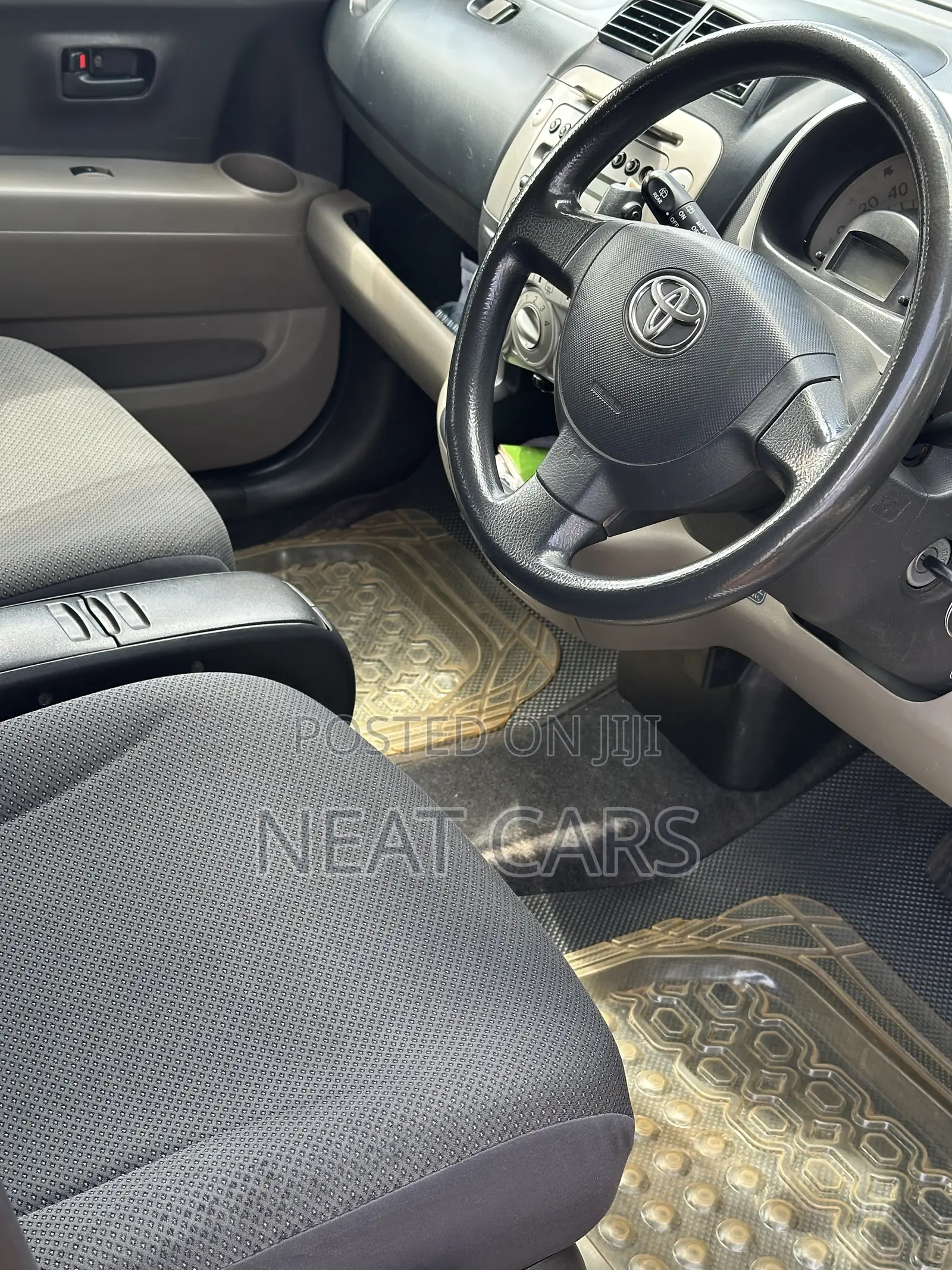Toyota Passo 2008 Silver