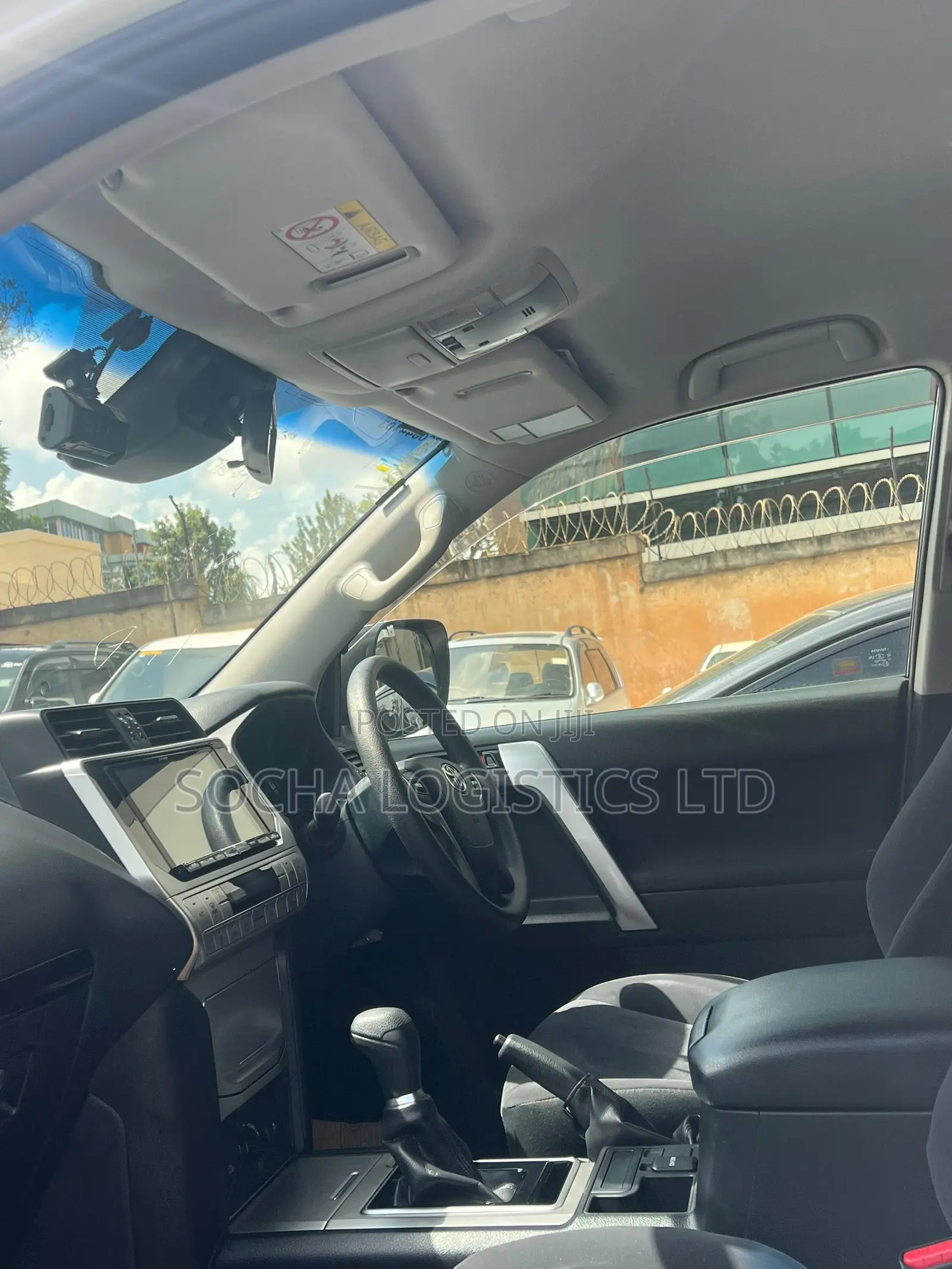 Toyota Land Cruiser Prado 2018 White