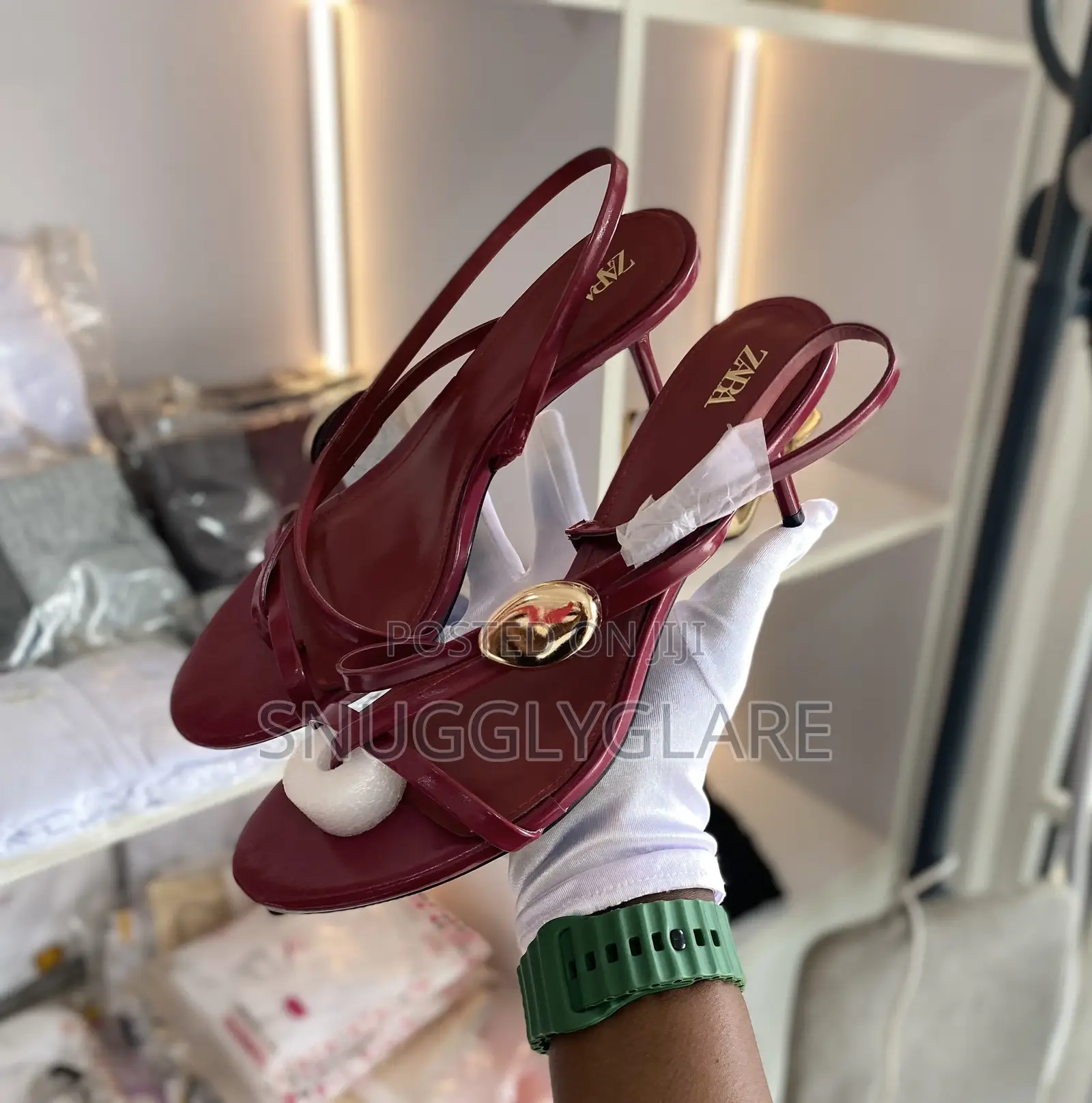 Ladies Shoes, Bags, Night Wear