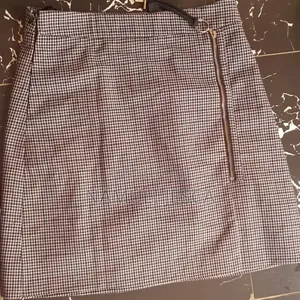 Short Skinny Skirts