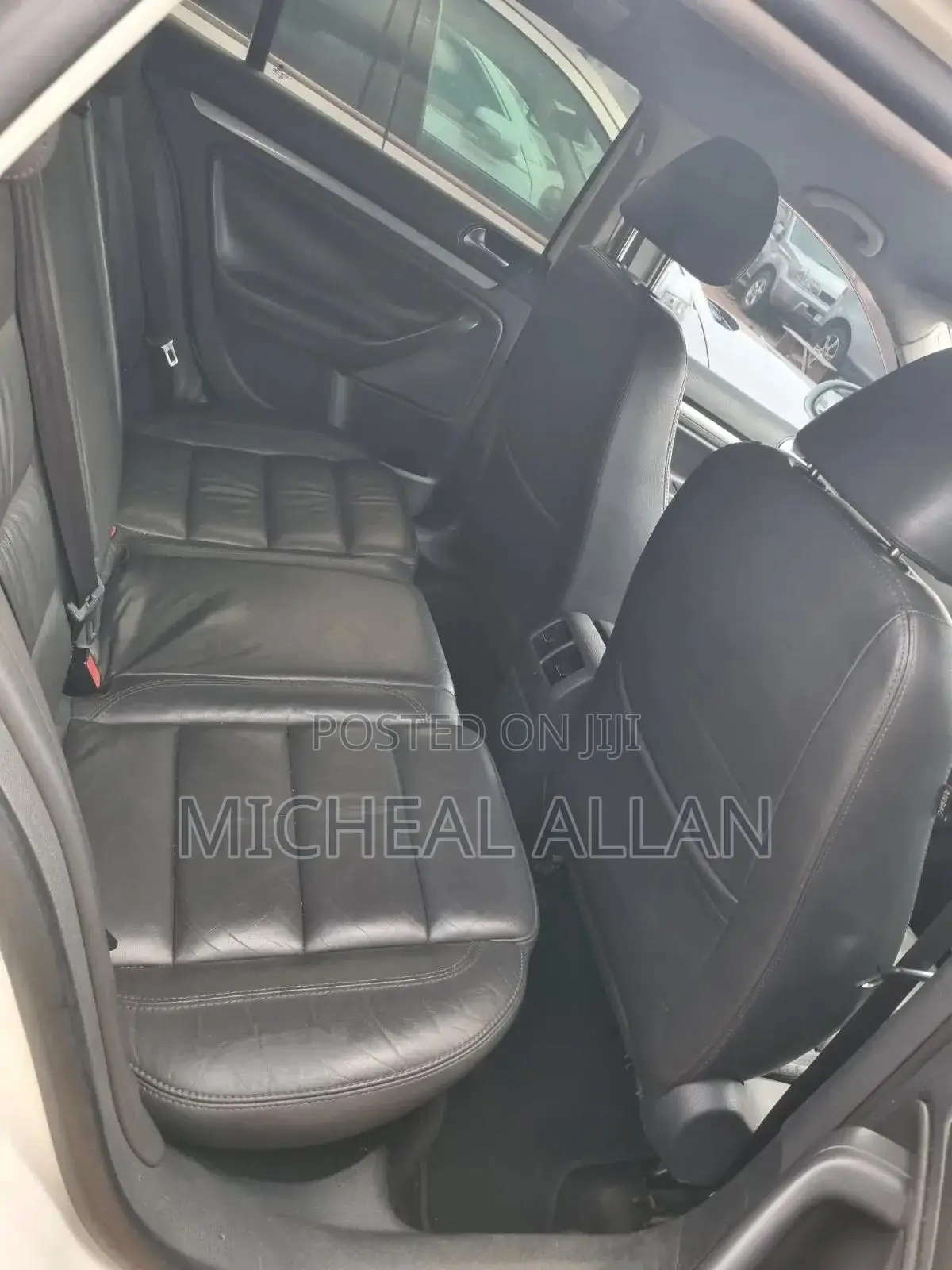 Volkswagen Golf 2011 White