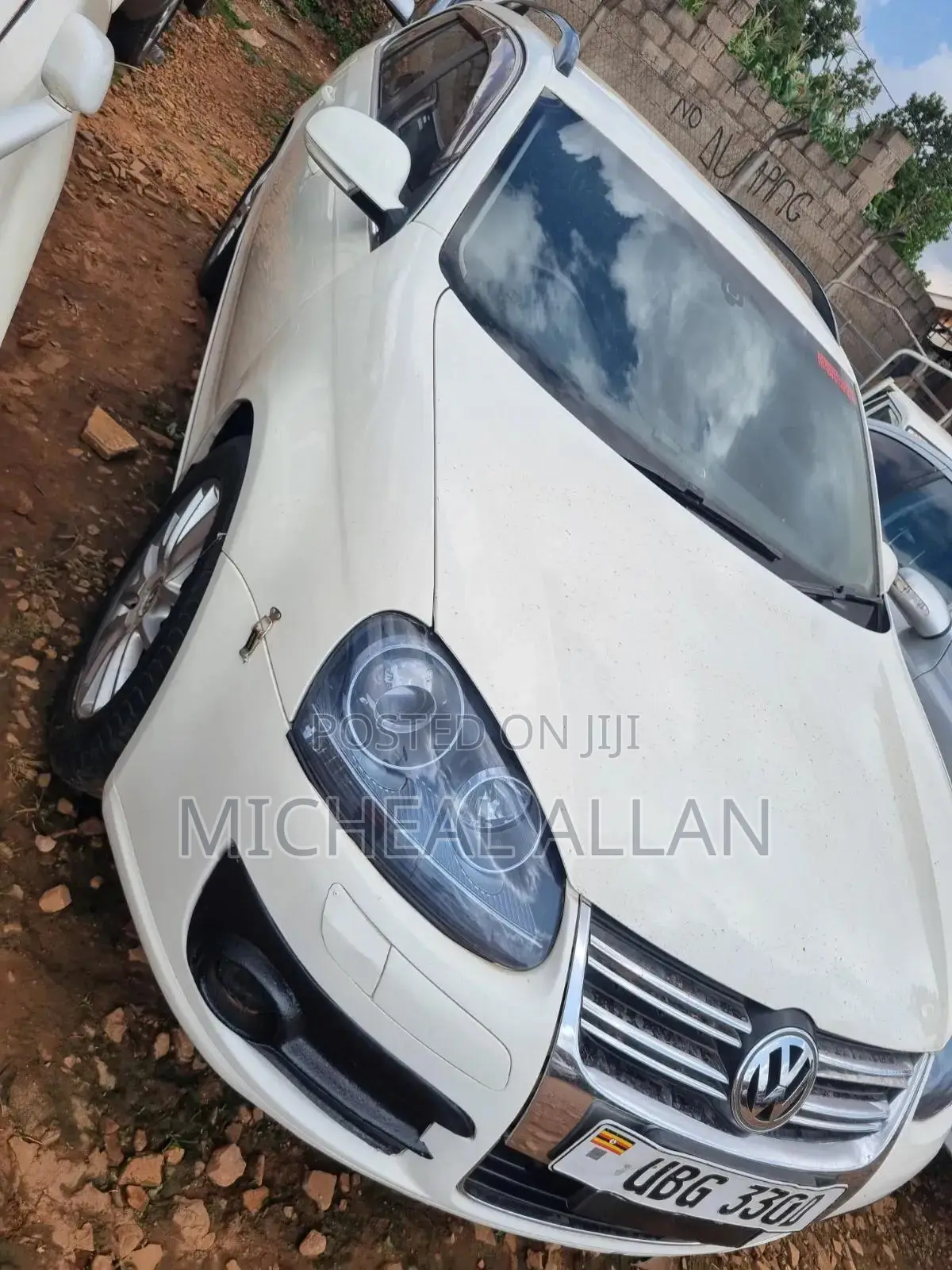 Volkswagen Golf 2011 White