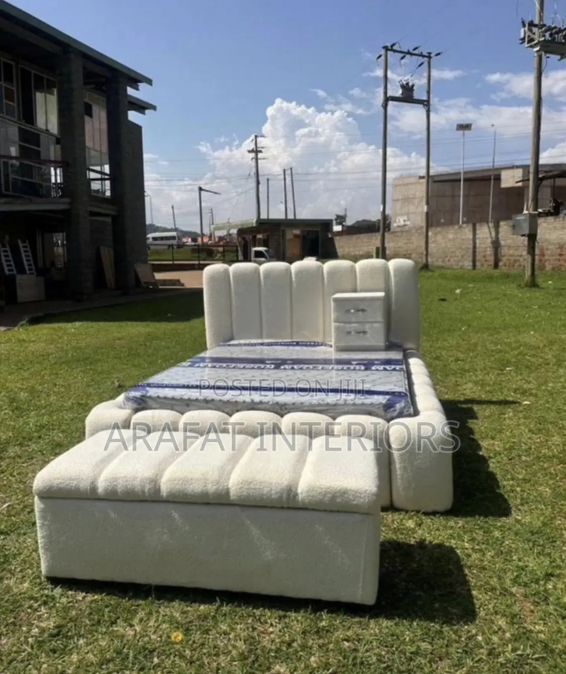 Cloud Royale Bed