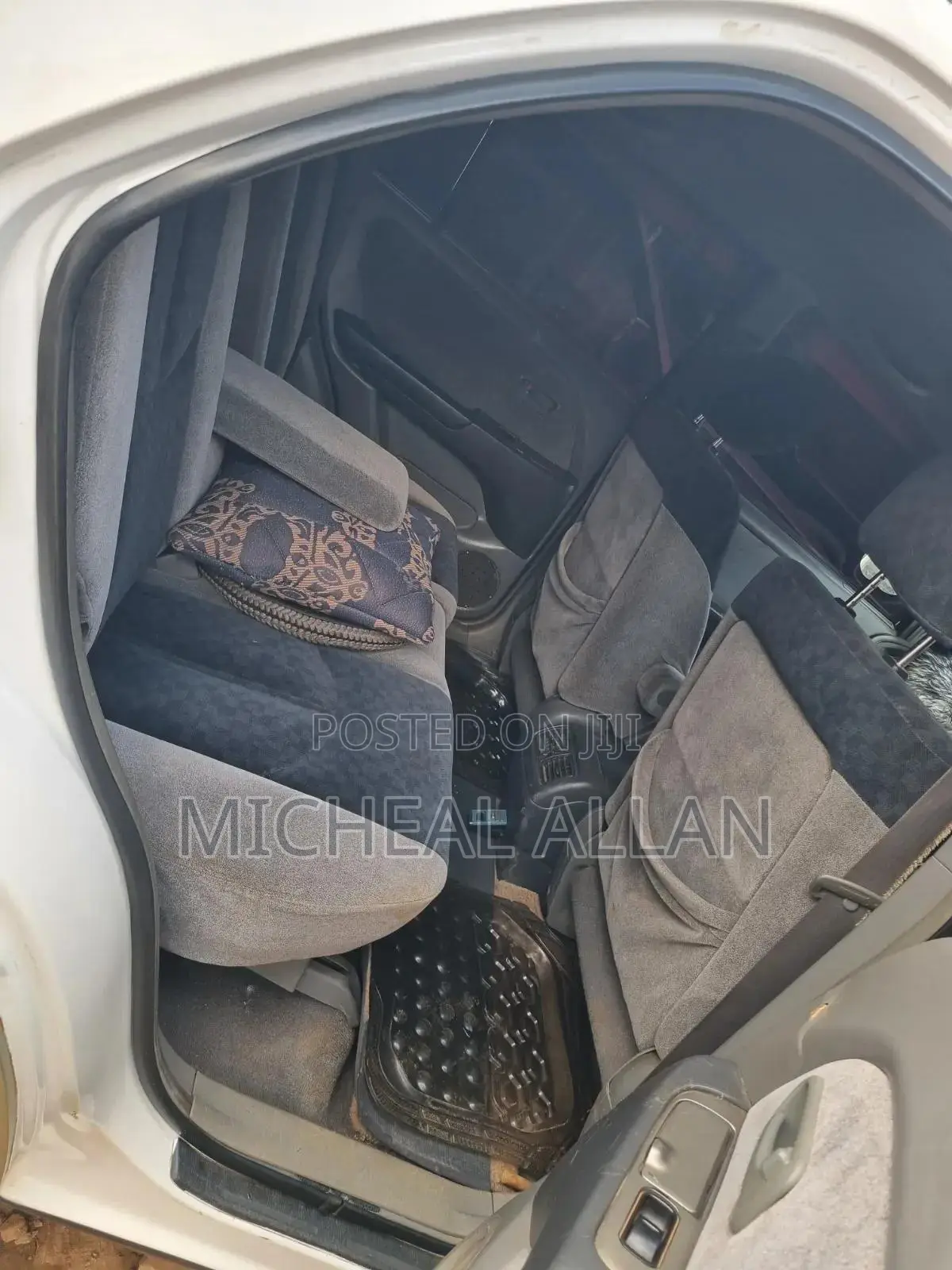 Toyota Harrier 2000 White