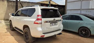 Toyota Land Cruiser Prado 2017 White