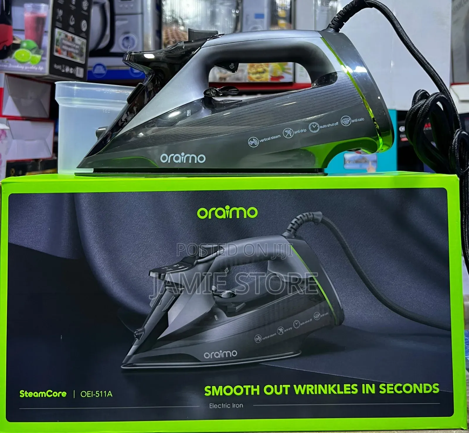 Araimo Steam Iron