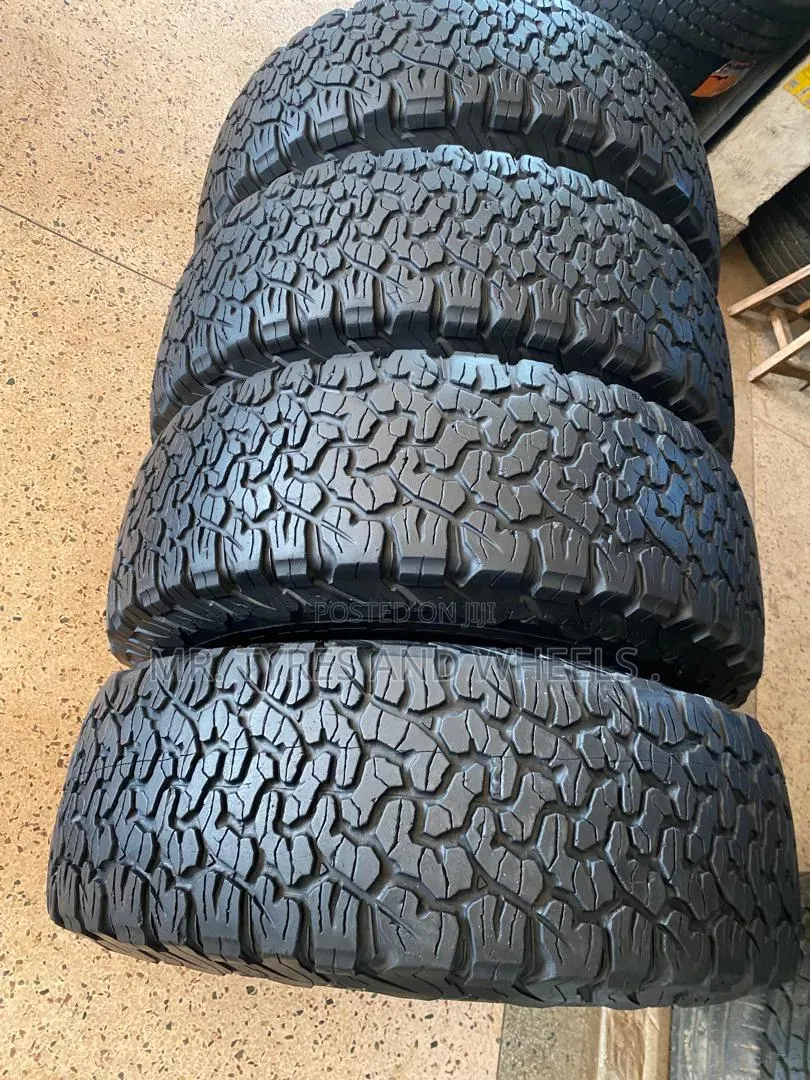 285 70 R17 Bfgdrich Upgrade Ur Car Tires U Get a Tall Large Tires.