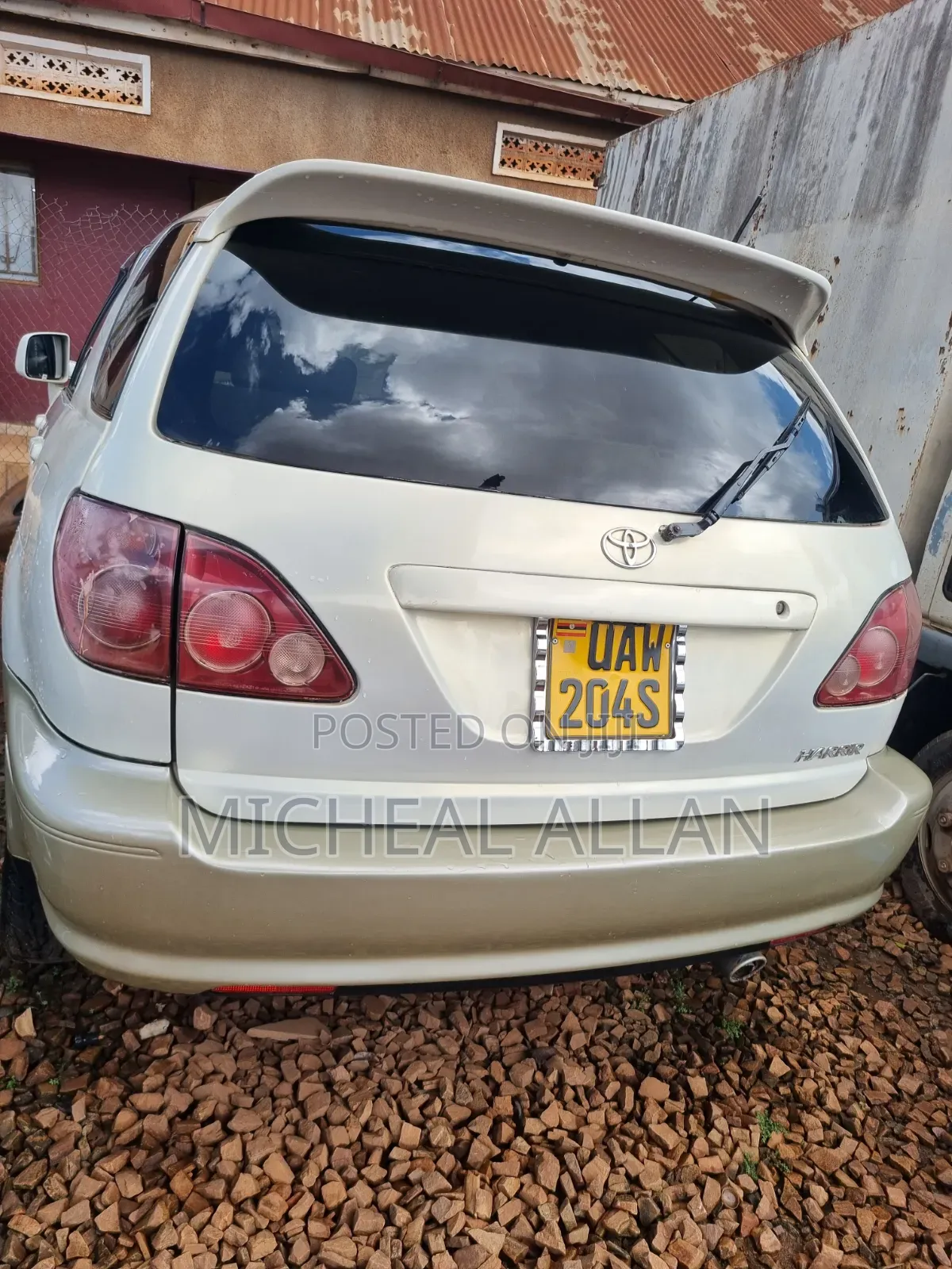 Toyota Harrier 2000 Silver