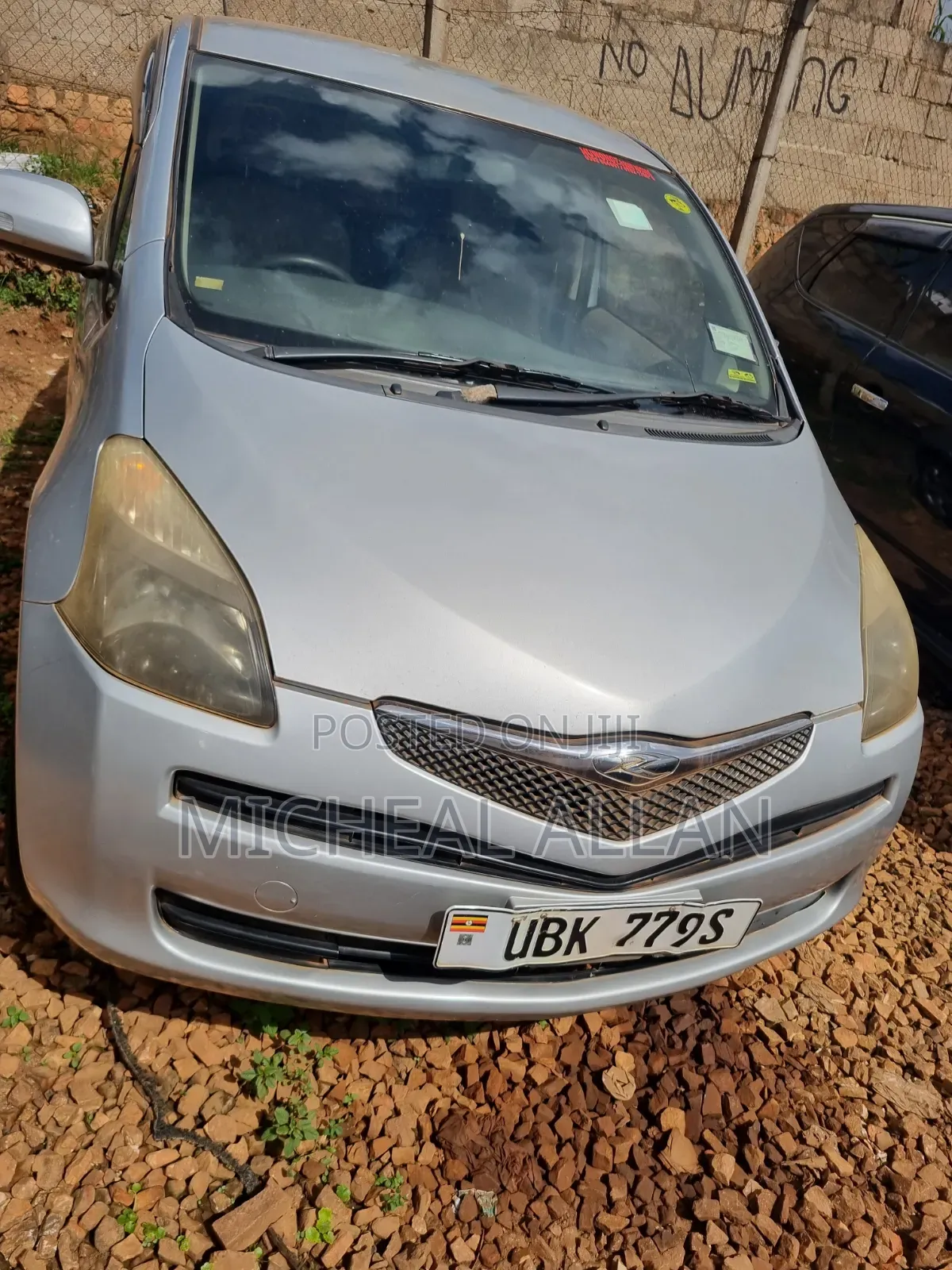 Toyota Ractis 2007 Silver