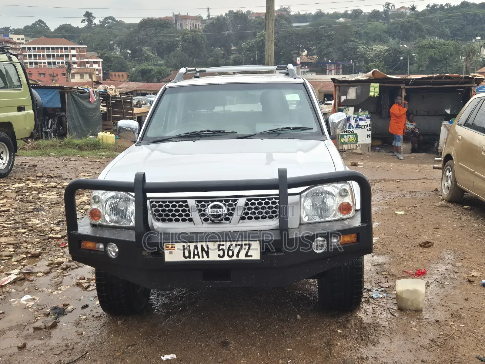 Nissan Hardbody 2010 White