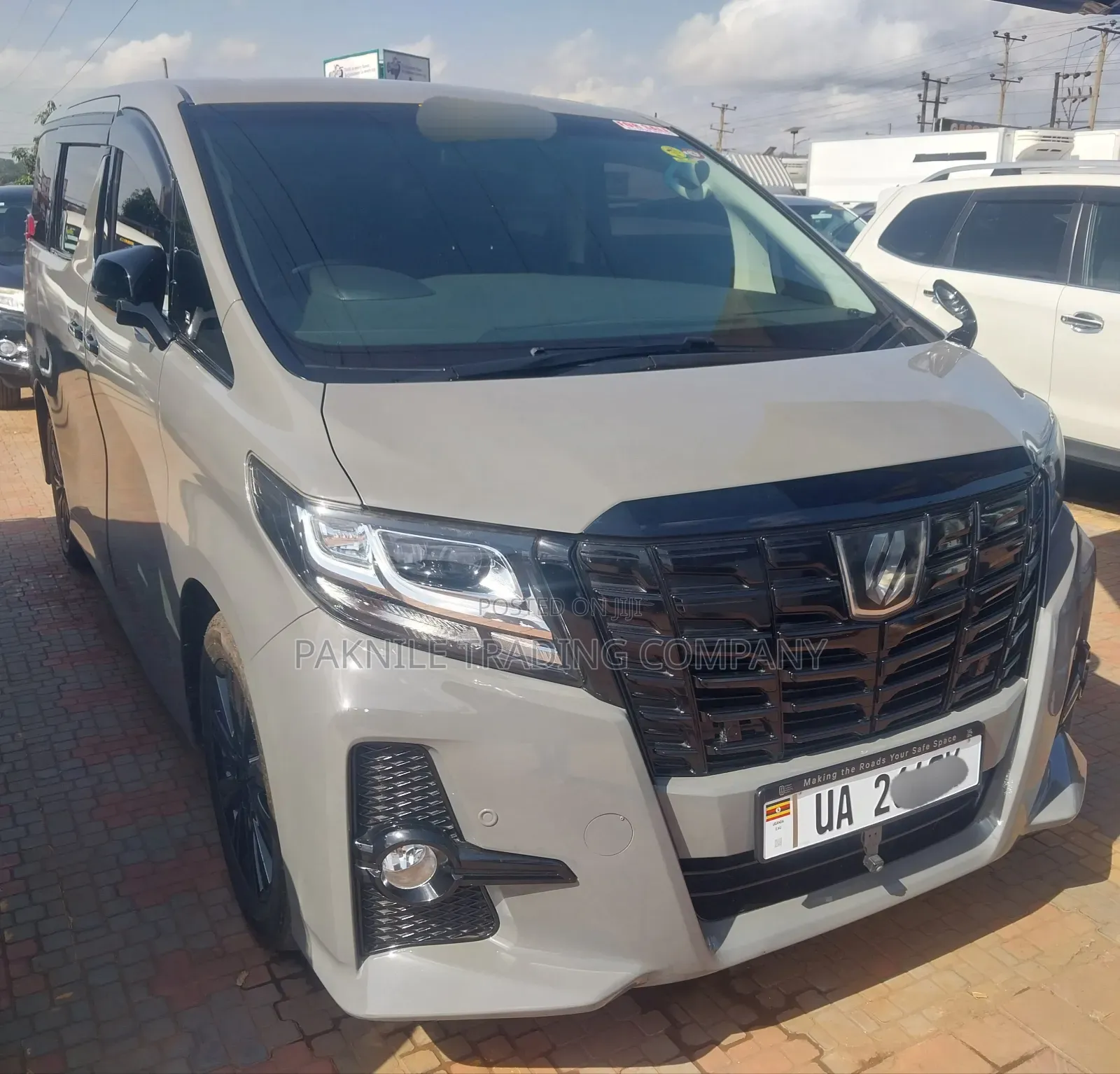 Toyota Alphard 2.5 Petrol FWD 2016 Green