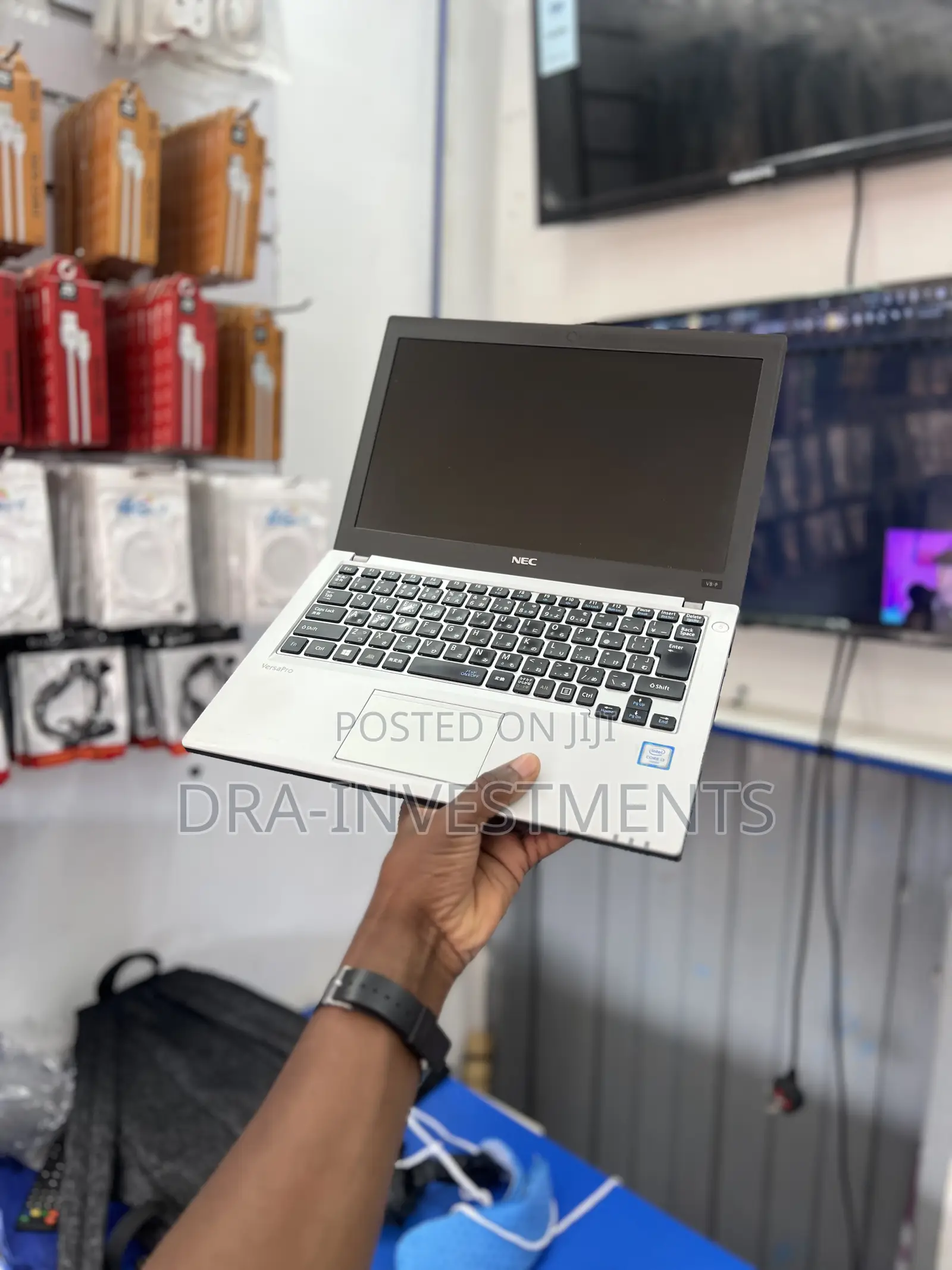 Laptop NEC N22G 4GB Intel Core i5 HDD 500GB
