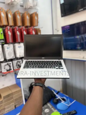 Laptop NEC N22G 8GB Intel Core i5 HDD 500GB