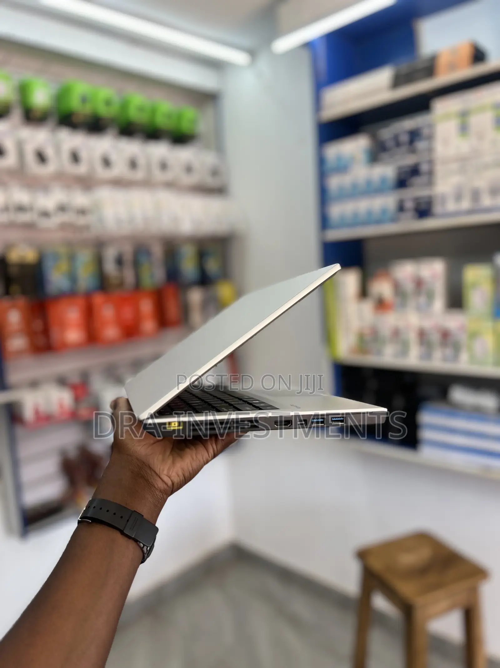 Laptop NEC N22G 8GB Intel Core i5 HDD 500GB