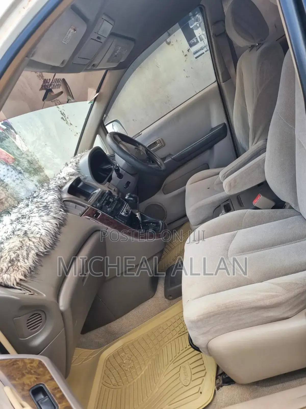 Toyota Harrier 2000 Silver