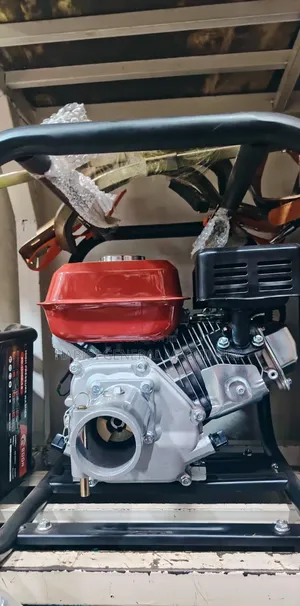 Heavy Duty/High Quality Socket Drive Gasoline Concrete Vibrator
