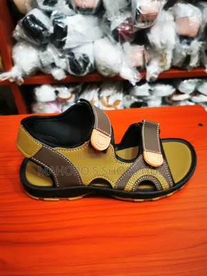 Strapped Sandals (37-42)