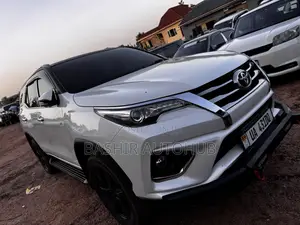 Toyota Fortuner 2018 White