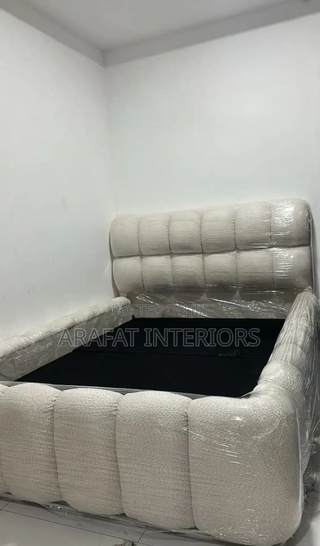Cloud Royale Tufted Corner Sofa