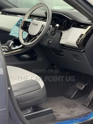Land Rover Range Rover Sport 2025 Gray