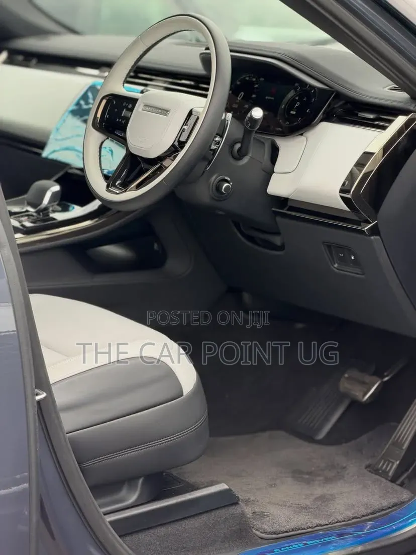 Land Rover Range Rover Sport 2025 Gray