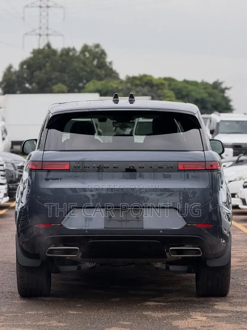 Land Rover Range Rover Sport 2025 Gray