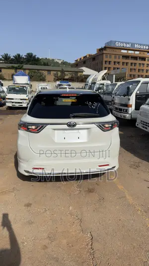 Toyota Harrier 2017 White