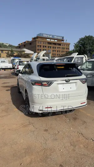 Toyota Harrier 2017 White