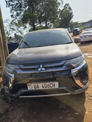 Mitsubishi Outlander 2.0 PHEV AWD 2016 Brown