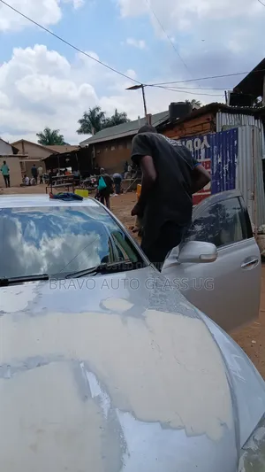Windscreen Replacement Service