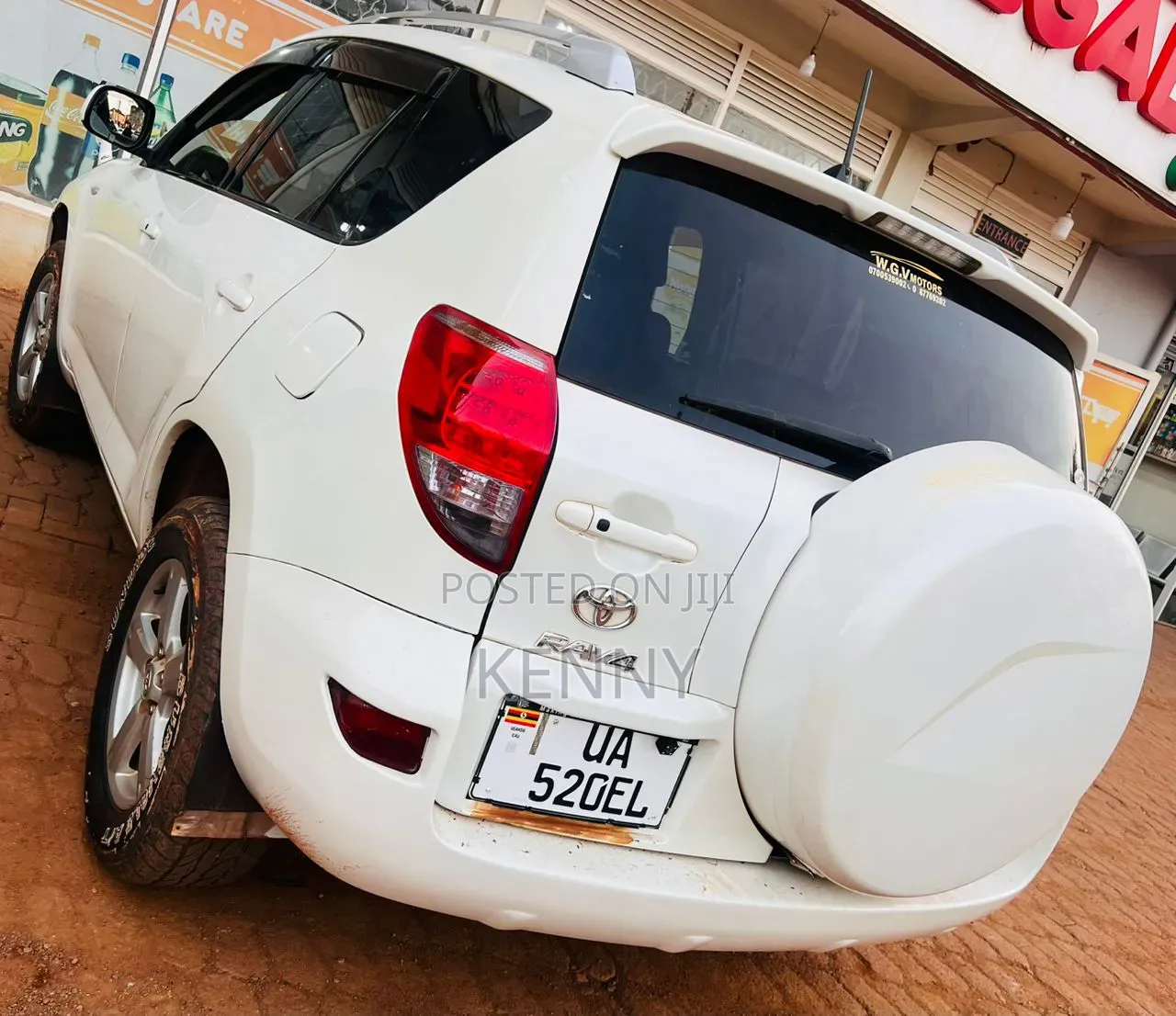 Toyota RAV4 2011 White
