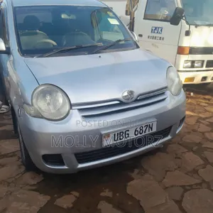 Toyota Sienta 2007 Silver