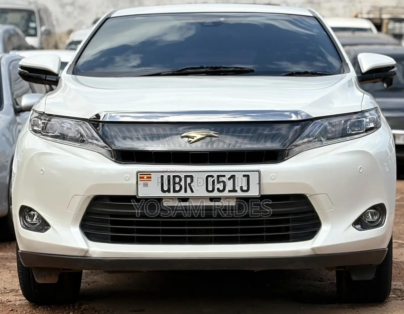 Toyota Harrier 2.0 2016