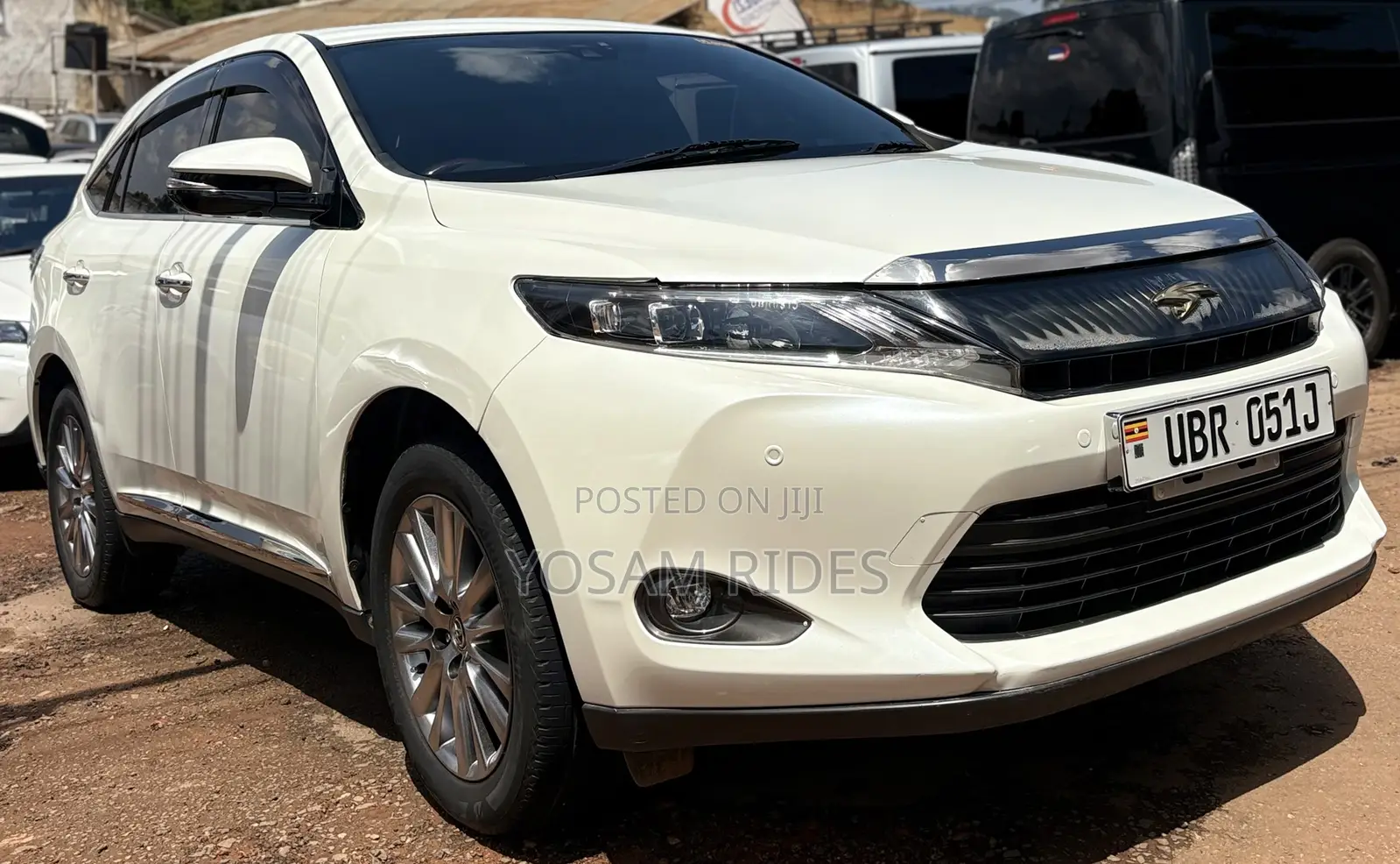 Toyota Harrier 2.0 2016