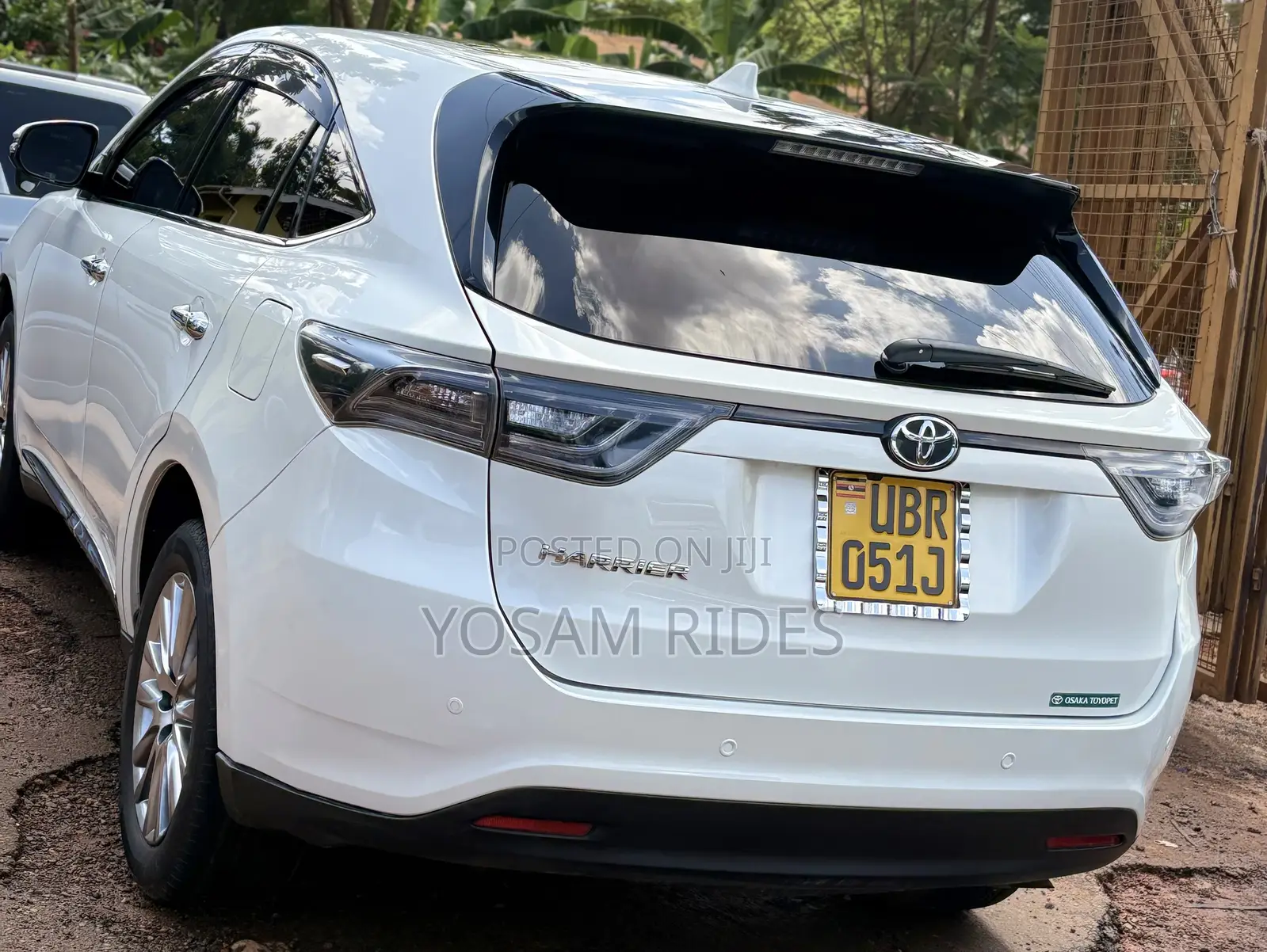 Toyota Harrier 2.0 2016