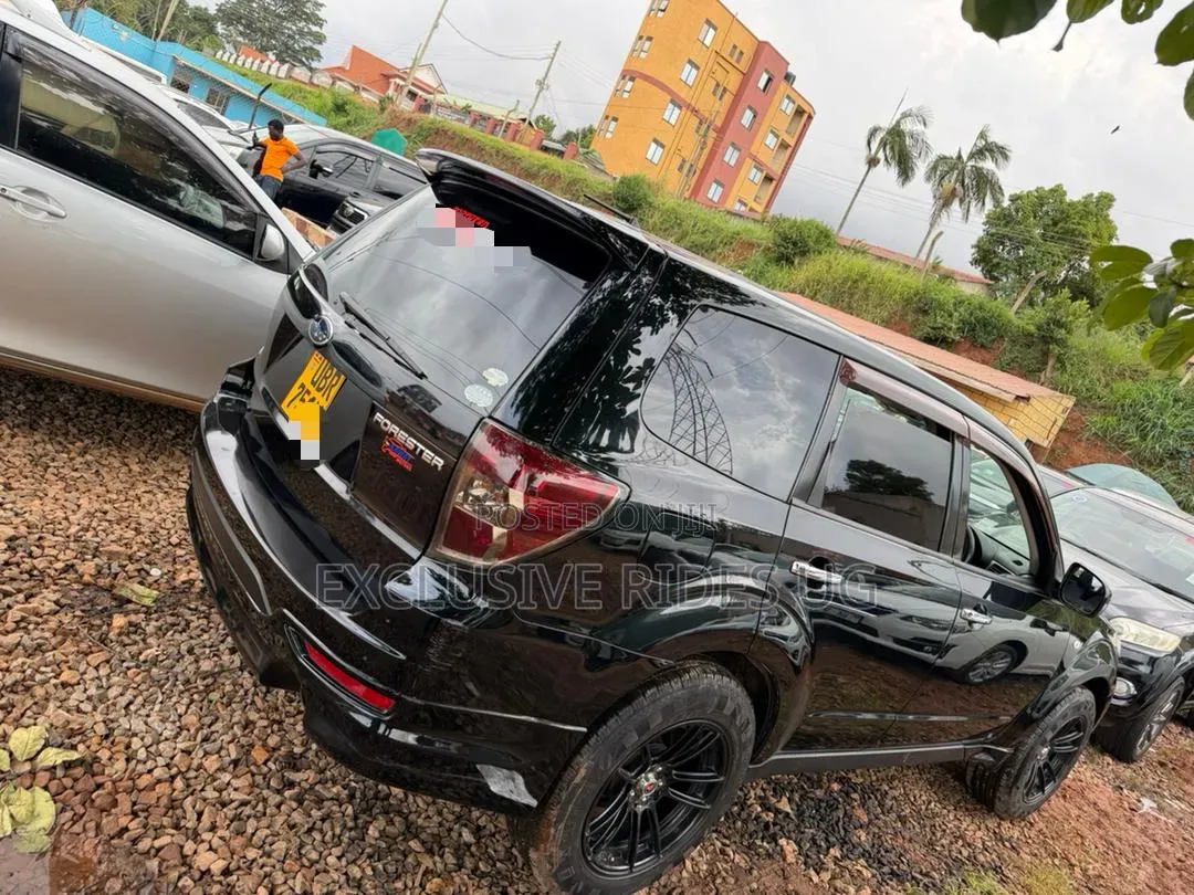 Subaru Forester 2012 Black