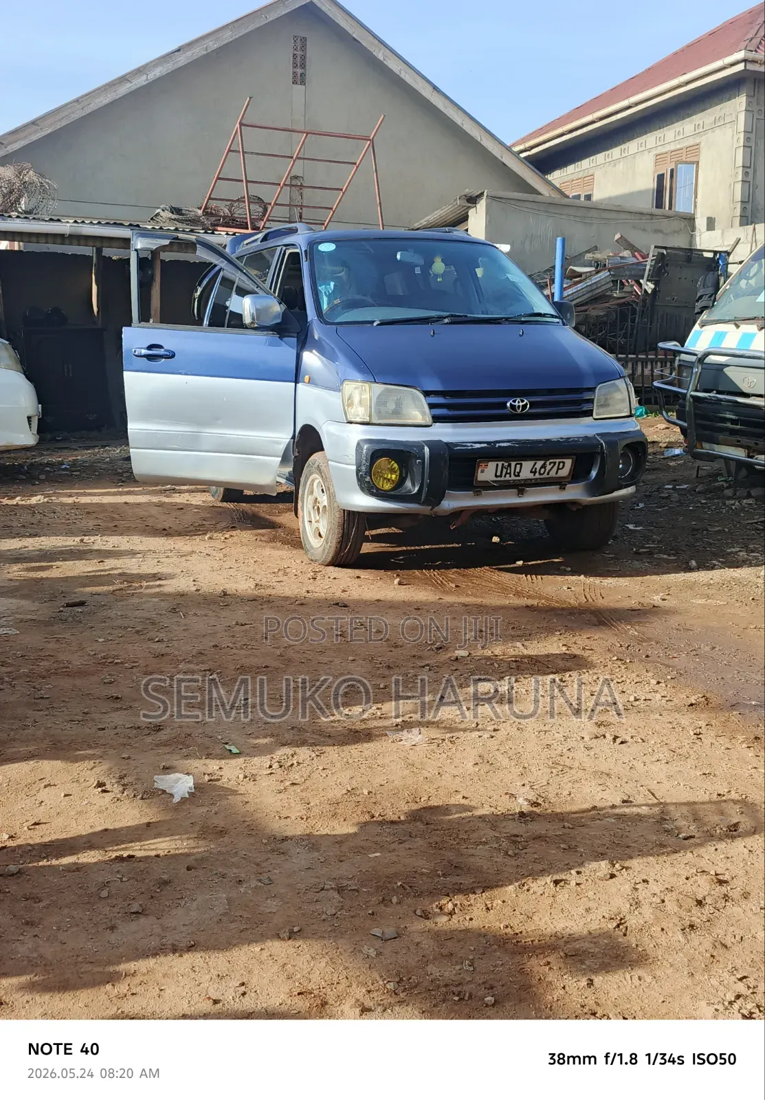 Toyota Noah 2.0 FWD (8 Seater) 2001 Blue