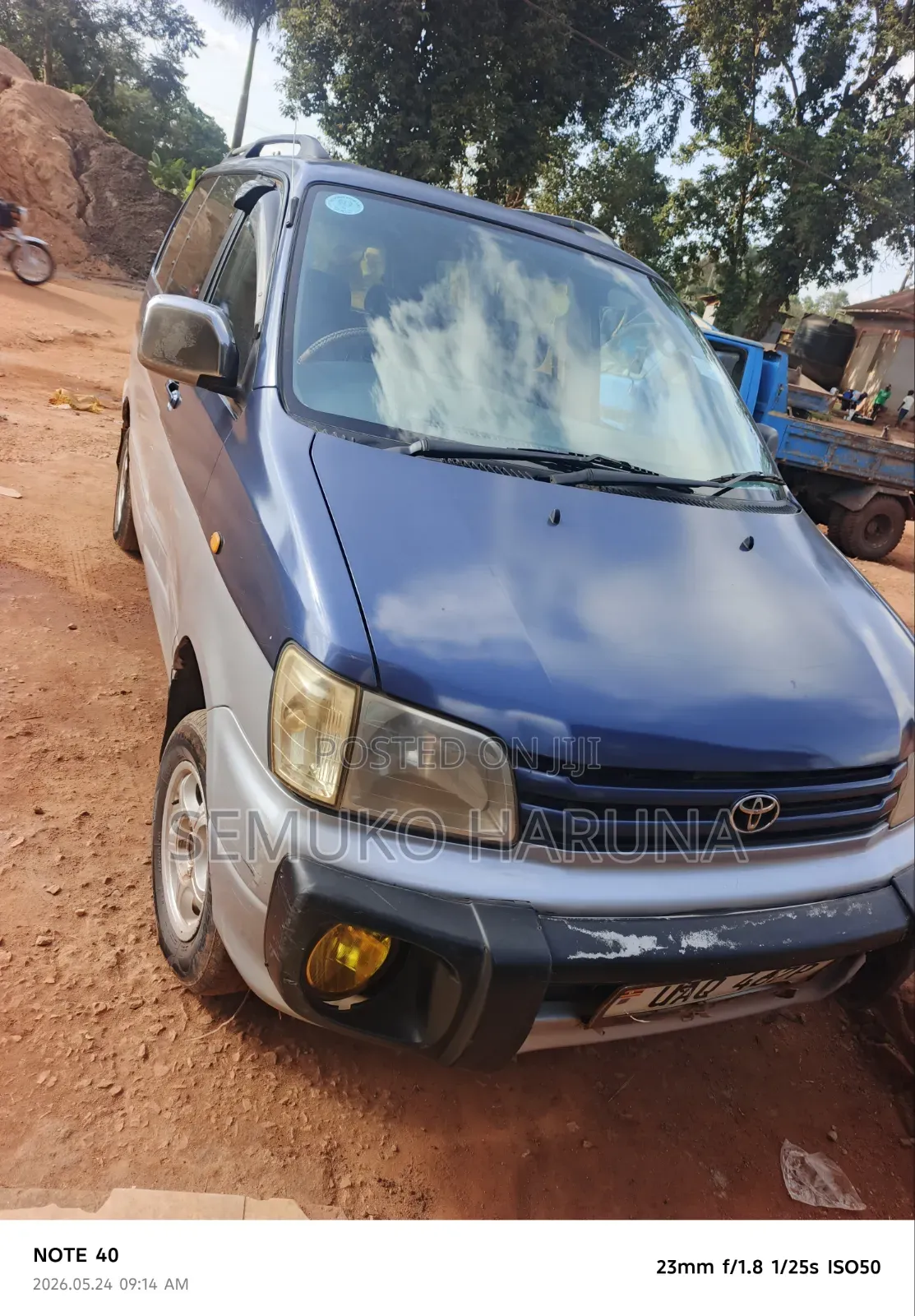 Toyota Noah 2.0 FWD (8 Seater) 2001 Blue