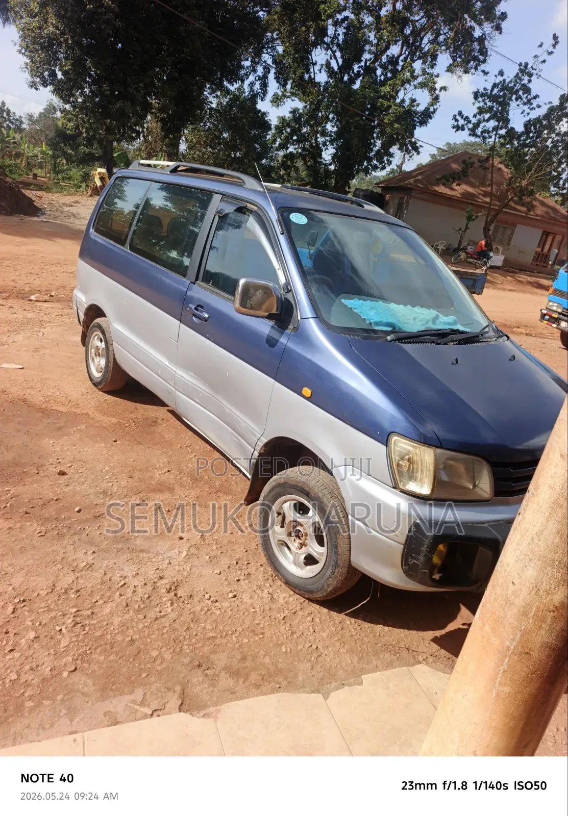 Toyota Noah 2.0 FWD (8 Seater) 2001 Blue