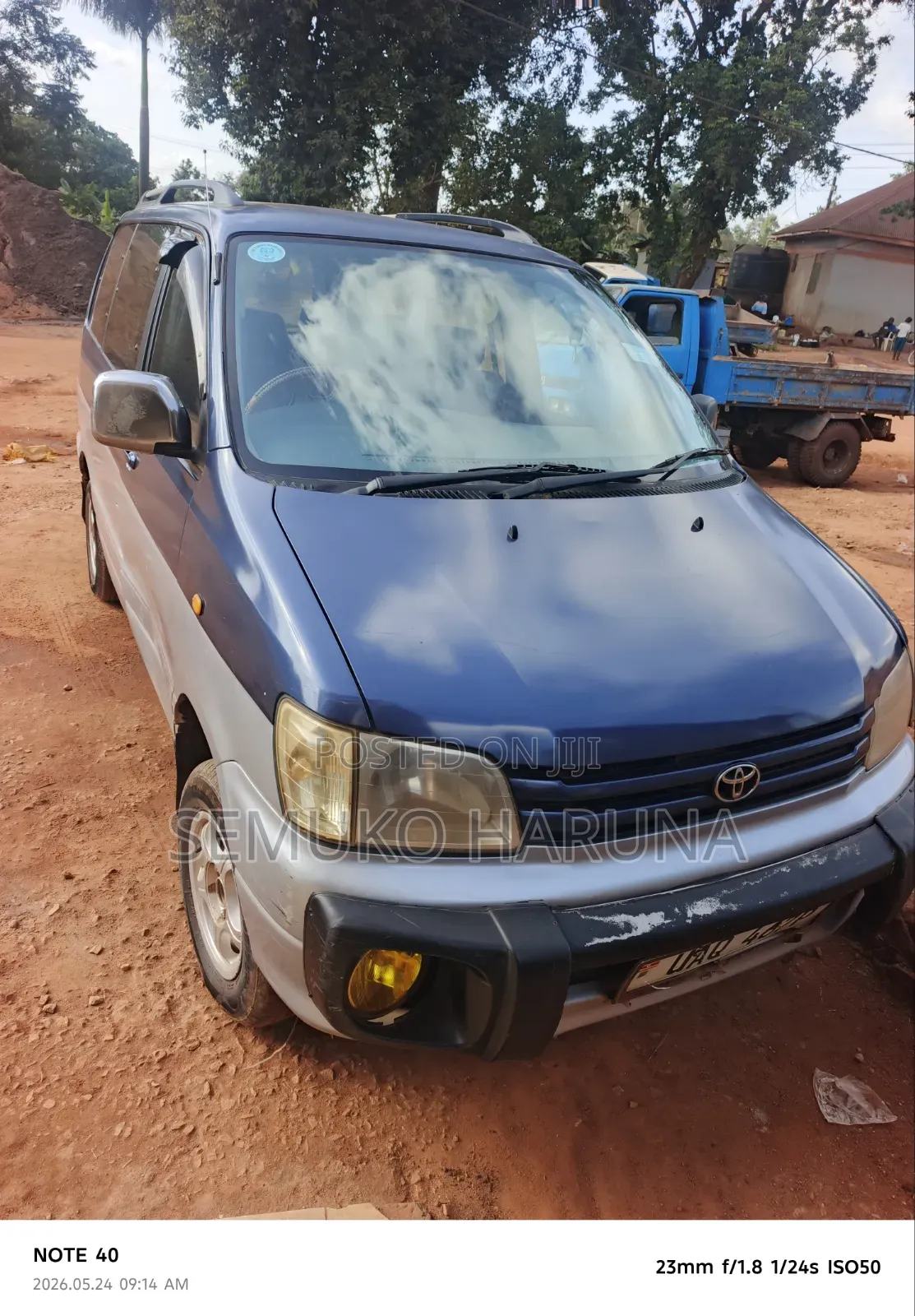 Toyota Noah 2.0 FWD (8 Seater) 2001 Blue