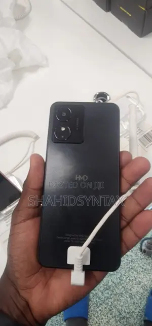 New HMD Arc 64 GB Black