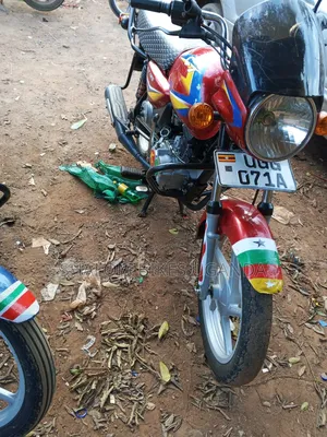 Bajaj CT 125X 2024 Red